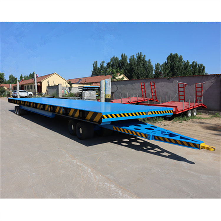 大型設(shè)備轉(zhuǎn)運(yùn)平板拖車 